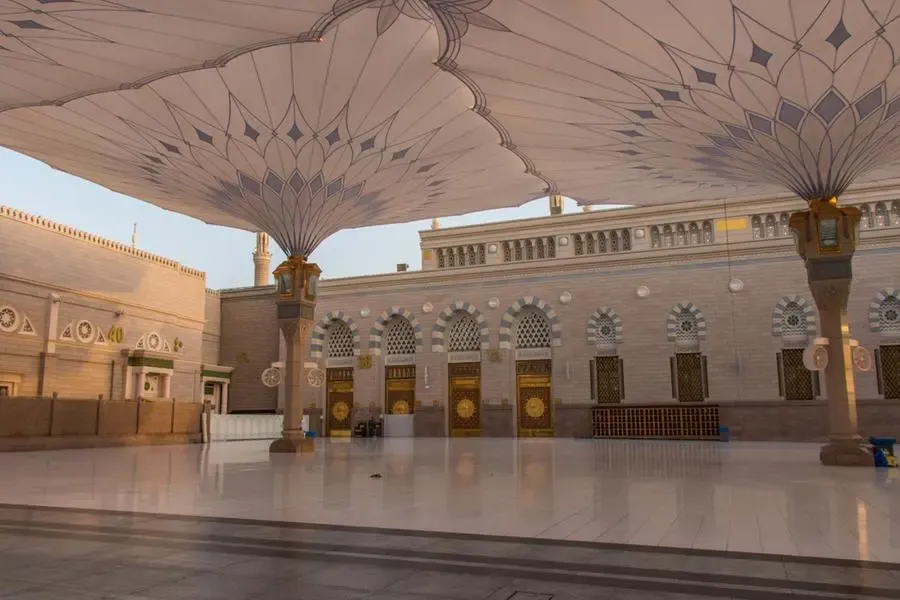 مظلات مدارس ومساجد بحي الرمال الرياض تركيب احترافي وتصاميم متينة