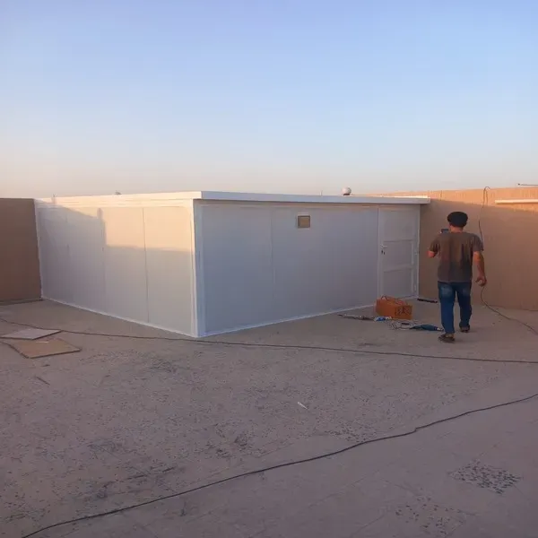 غرف إضافية خارجية وملاحق للاستراحة (أو للضيافة) بالرياض