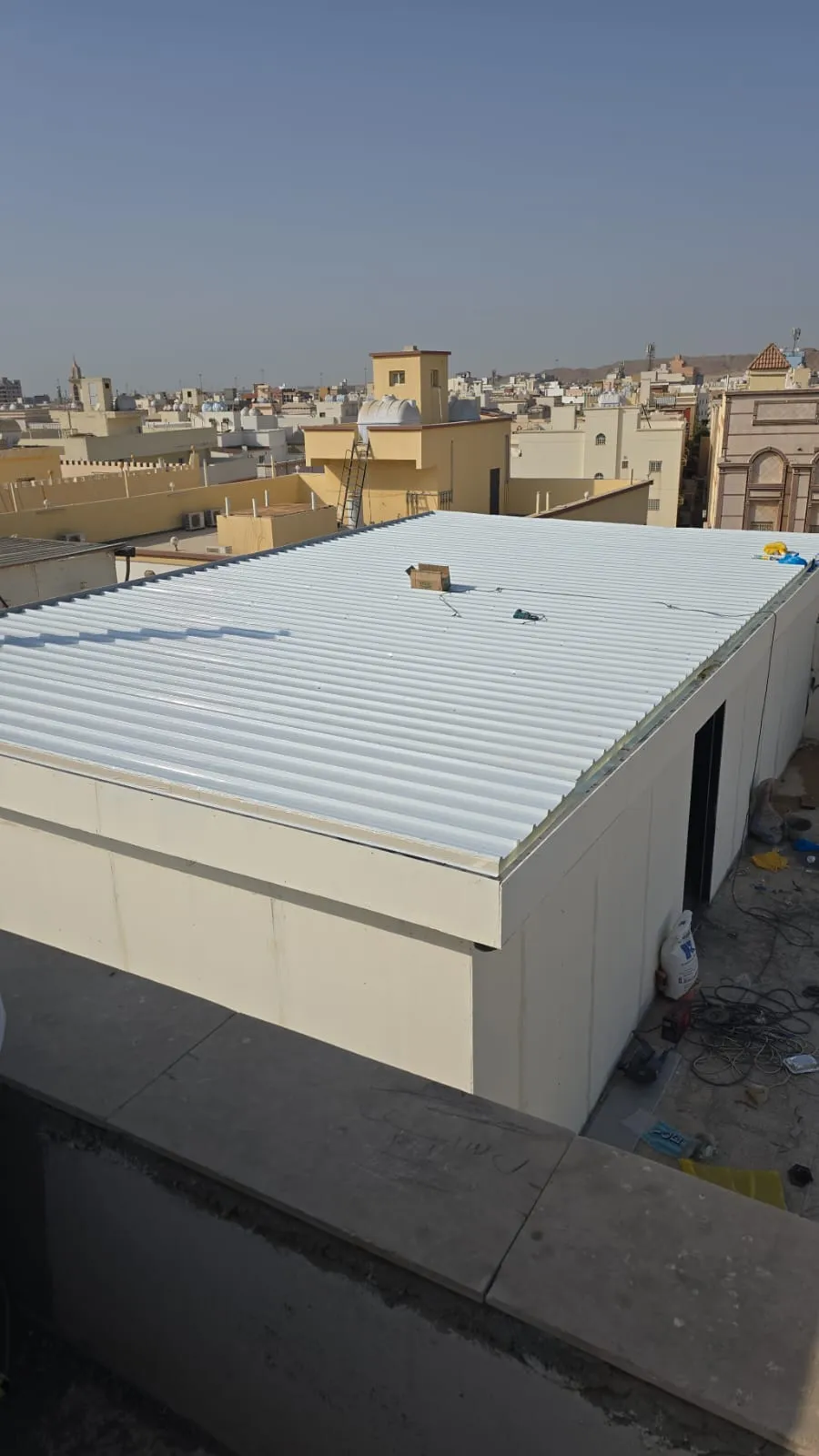غرف إضافية خارجية وملاحق للاستراحة (أو للضيافة) بالرياض