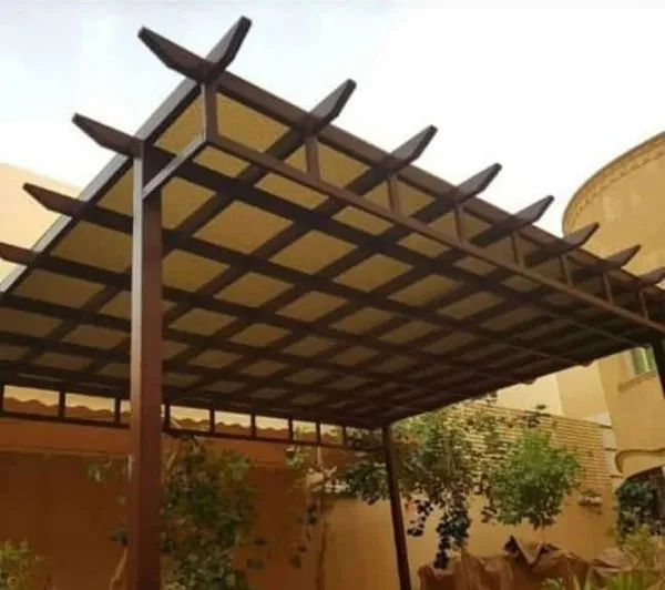 مظلات لكسان في حي الملقا: دليل الفخامة والحماية القصوى 
