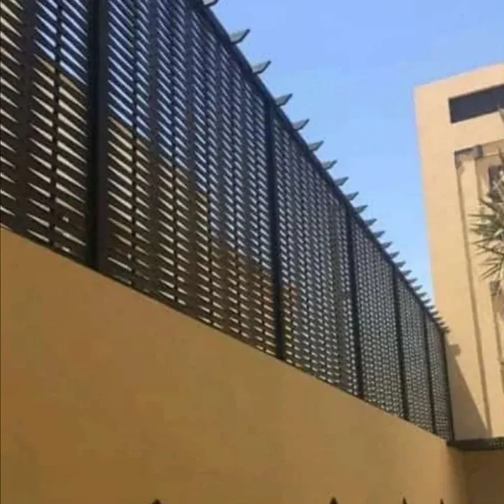 سواتر شينكو معدنية: الحل الأمثل لعزل الصوت والحرارة 